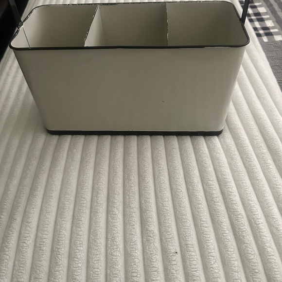 Rae Dunn Utensil holder, used for short time. - Picture 2 of 4